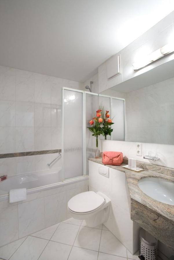 City Hotel Isar-Residenz ลันด์สฮูท ภายนอก รูปภาพ